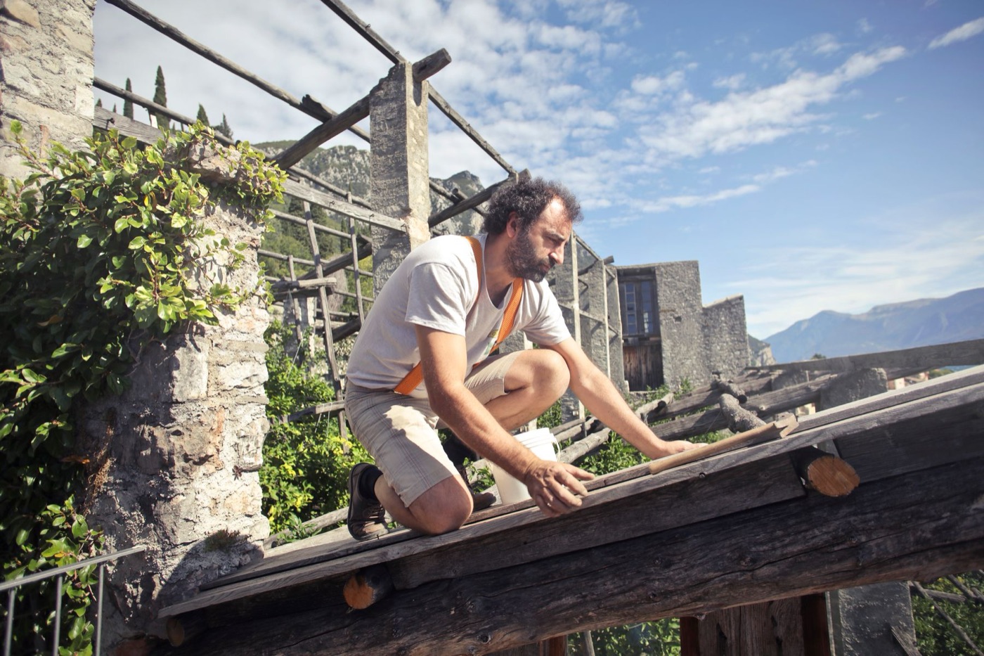 Repairing the roof of an outdoor wooden structure